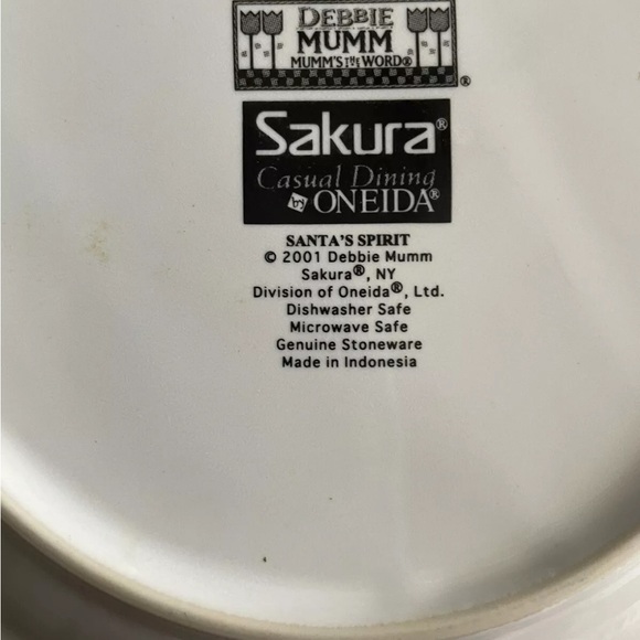 Debbie Mumm Set Of 4 Santa’s Spirit Salad/Dessert Stoneware Plates Sakura NEW - Picture 10 of 10